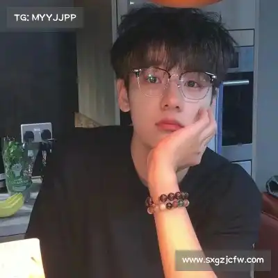 伍纯艳